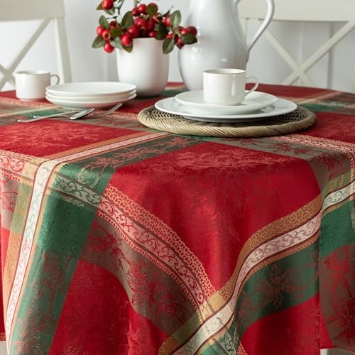 Benson Mills Holiday Legacy Tablecloth (70" Round)