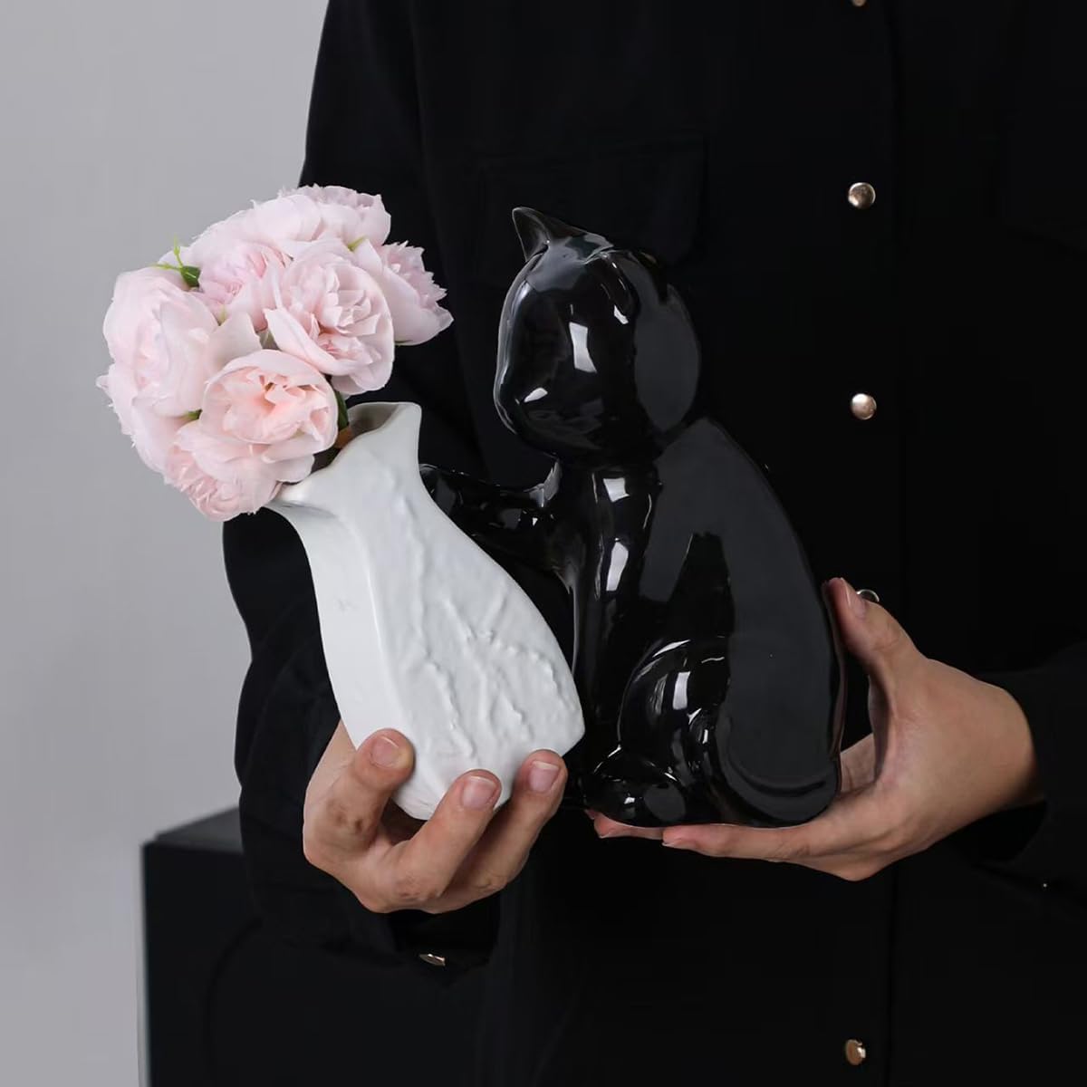 Cat Figurines Statue Figurine Ceramics Cat Decor Home Office Desk Decor Gift for Cat Lovers / Black