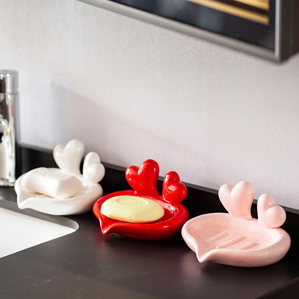 Creative Heart to Heart Soap Holder Ceramic Soap Dish Self Draining Soap Holder Decorative / Red