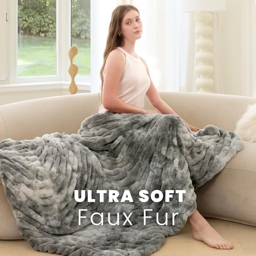 Ultra Soft Cozy Faux Fur Throw Blanket, Fuzzy Plush Thick Bubble Blanket, Luxury Fluffy Blanket for Couch, Sofa