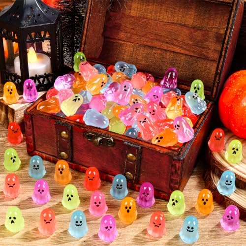 120Pcs Halloween Luminous Mini Resin Ghost Glow in The Dark Figures