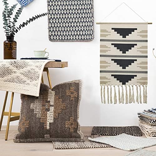Macrame Woven Wall Tapestry Hanging Art / Black / 20 x 34