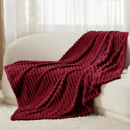 Bedsure Soft Twin Blanket for Bed Decor Gifts Deep Red 60"x80"