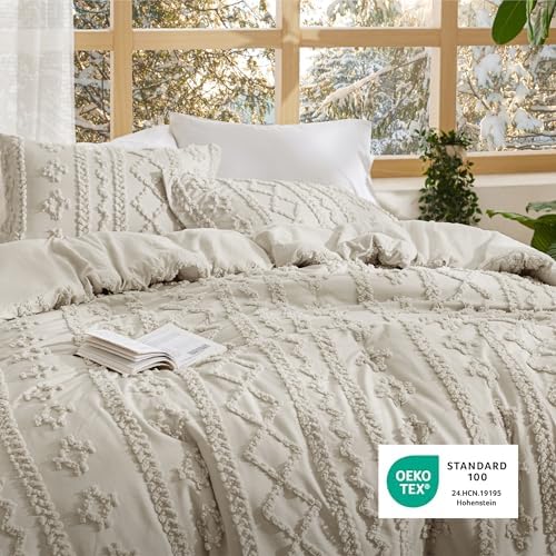 Bedsure Tufted Boho Comforter Set Oversized Queen - Linen Boho Bed Set, GentleSoft™ 3 Pieces Farmhouse-Style Embroidery