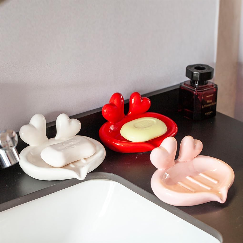 Creative Heart to Heart Soap Holder Ceramic Soap Dish Self Draining Soap Holder Decorative / Red