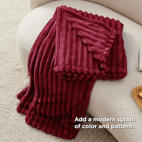 Bedsure Soft Twin Blanket for Bed Decor Gifts Deep Red 60"x80"
