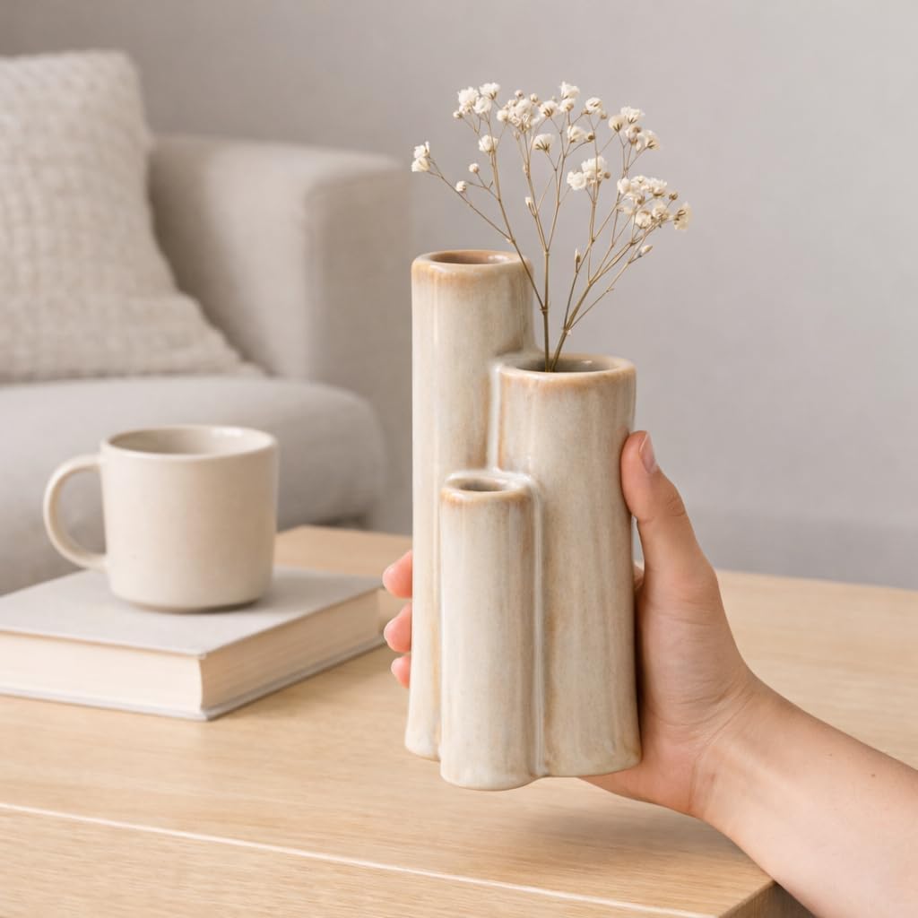 Sculptural Ceramic Vase / Ivory