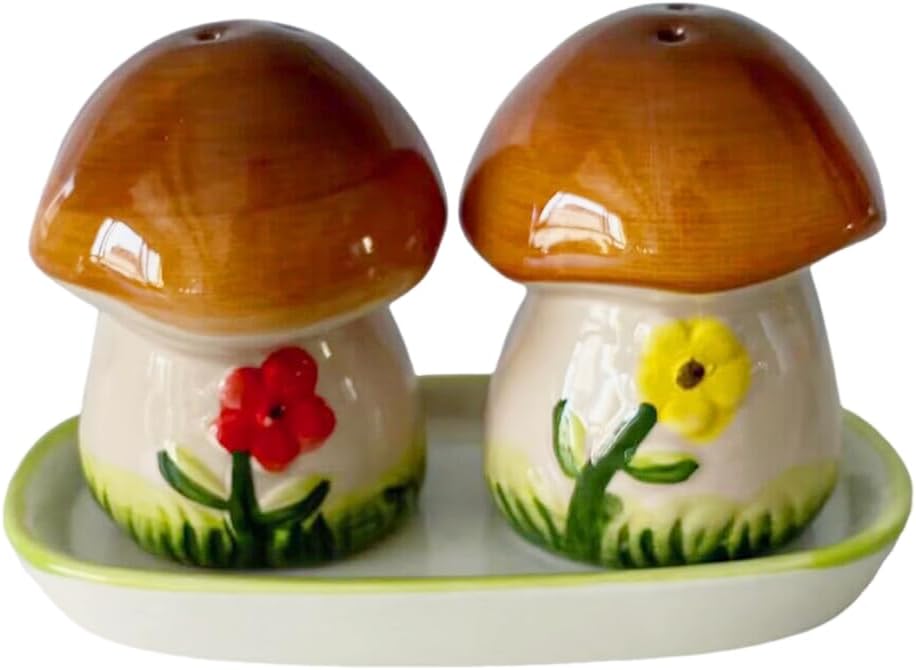 Hand painted 3D Ceramic Salt & Pepper Shaker Set / Mushroom