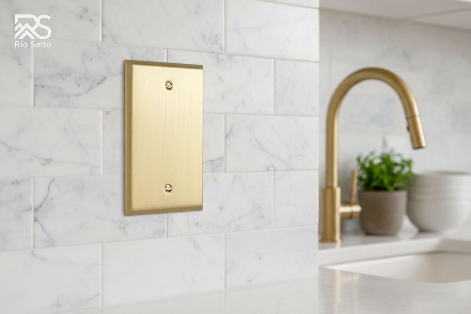 Rio Salto BRASS Blank Wall Plate Outlet Covers Wall Plates 1 Gang Brushed Brass Gold Metal Outlet Protector — Signature