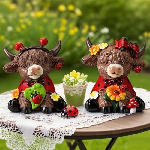 Karenhi 2 Pcs Highland Cow Figurines Resin, Ladybird Tabletop Decor