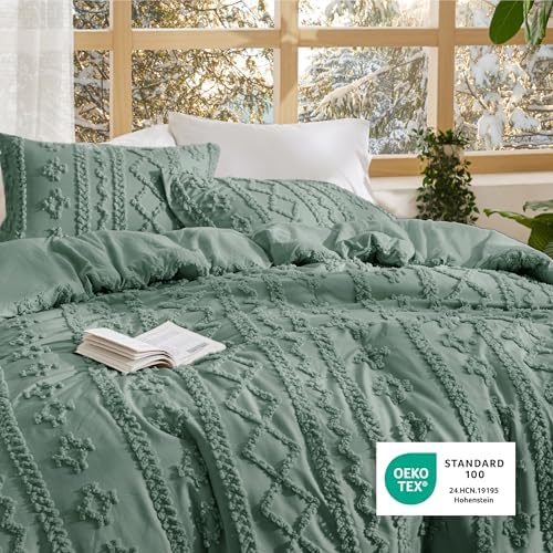 Bedsure Tufted Boho Comforter Set Queen Size - Green Boho Bed Set, GentleSoft™ 3 Pieces Farmhouse-Style Embroidery