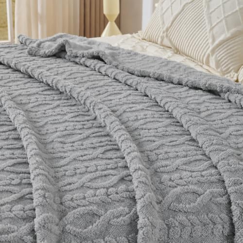 Grey Throw Blanket - Soft & Fluffy Fleece, Cute & Aesthetic, Perfect for Sofa, Couch, Chair, Bed, Living Room &