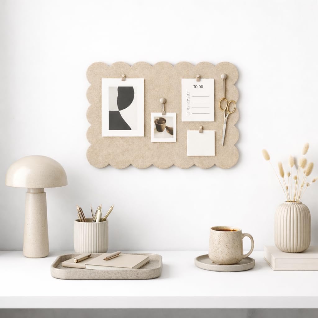 Scalloped Felt Bulletin Board / Beige / 23 x 15