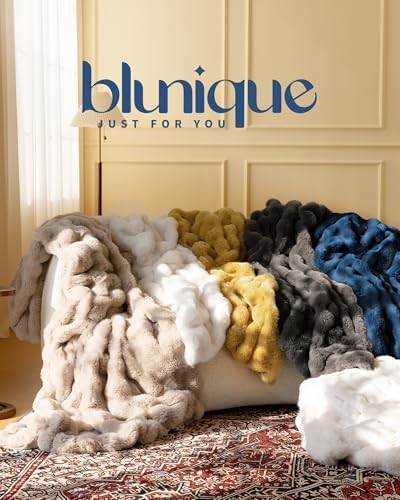 Ultra Soft Cozy Faux Fur Throw Blanket, Fuzzy Plush Thick Bubble Blanket, Oversize Luxury Fluffy Blanket for Couch