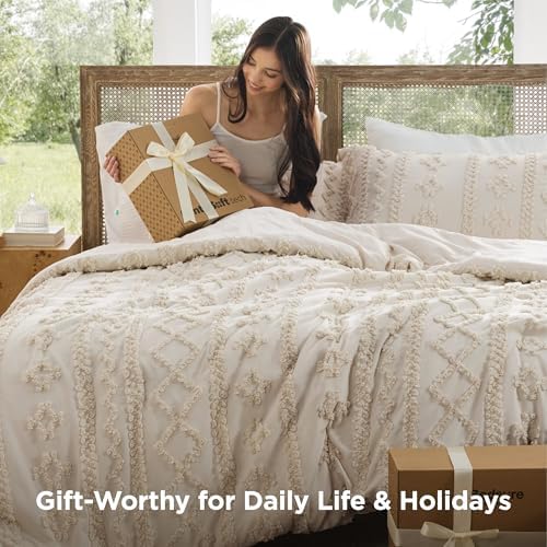 Bedsure Tufted Boho Comforter Set King Size - Beige Boho Bed Set, GentleSoft™ 3 Pieces Farmhouse-Style Embroidery