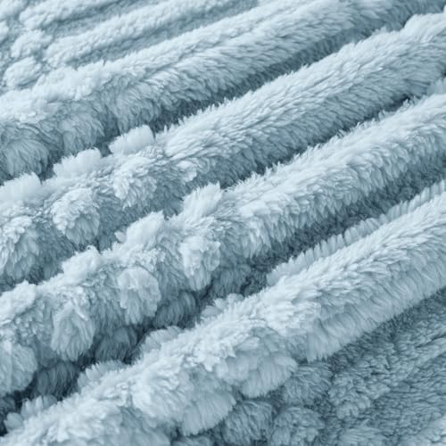 Blue Throw Blanket - Soft & Fluffy Fleece, Cute & Aesthetic, Perfect for Sofa, Couch, Chair, Bed, Living Room &