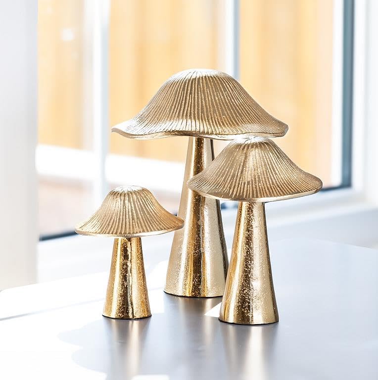 Abbott Collection Ribbed Mushroom / Medium / Gold / 6 Inch
