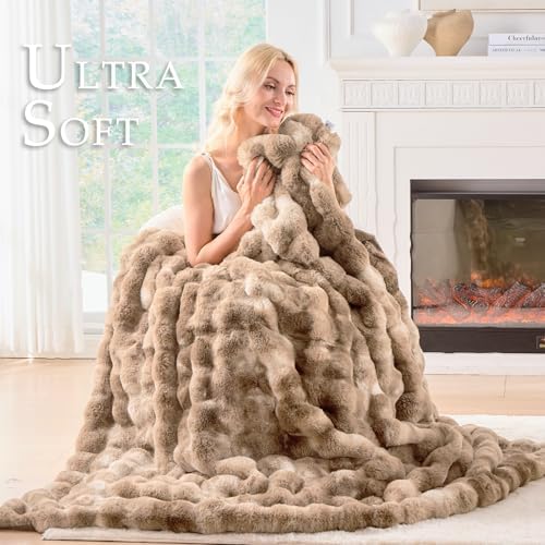 BENVWE Fluffy Faux Fur Throw Blanket for Couch - Soft, Plush, Thick, Cozy, Fuzzy Luxury Minky Bubble Blanket for Home