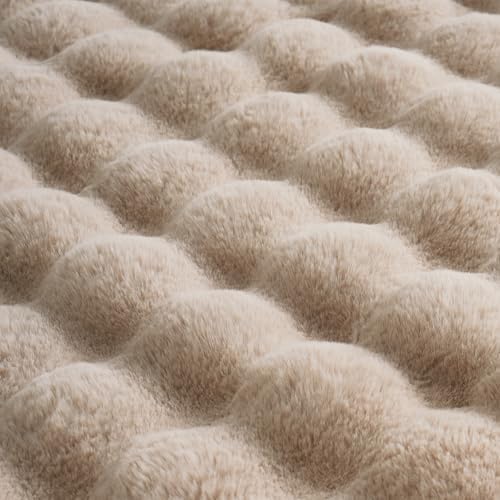BENVWE Faux Fur Throw Blanket for Couch - Cozy Fuzzy Soft Plush Fluffy Thick Luxury Minky Bubble Blanket for Living