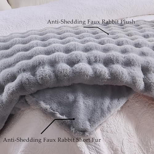 BENVWE Fluffy Faux Fur Throw Blanket for Couch, Soft Plush Thick Cozy Fuzzy Luxury Minky Bubble Blanket for Home Living
