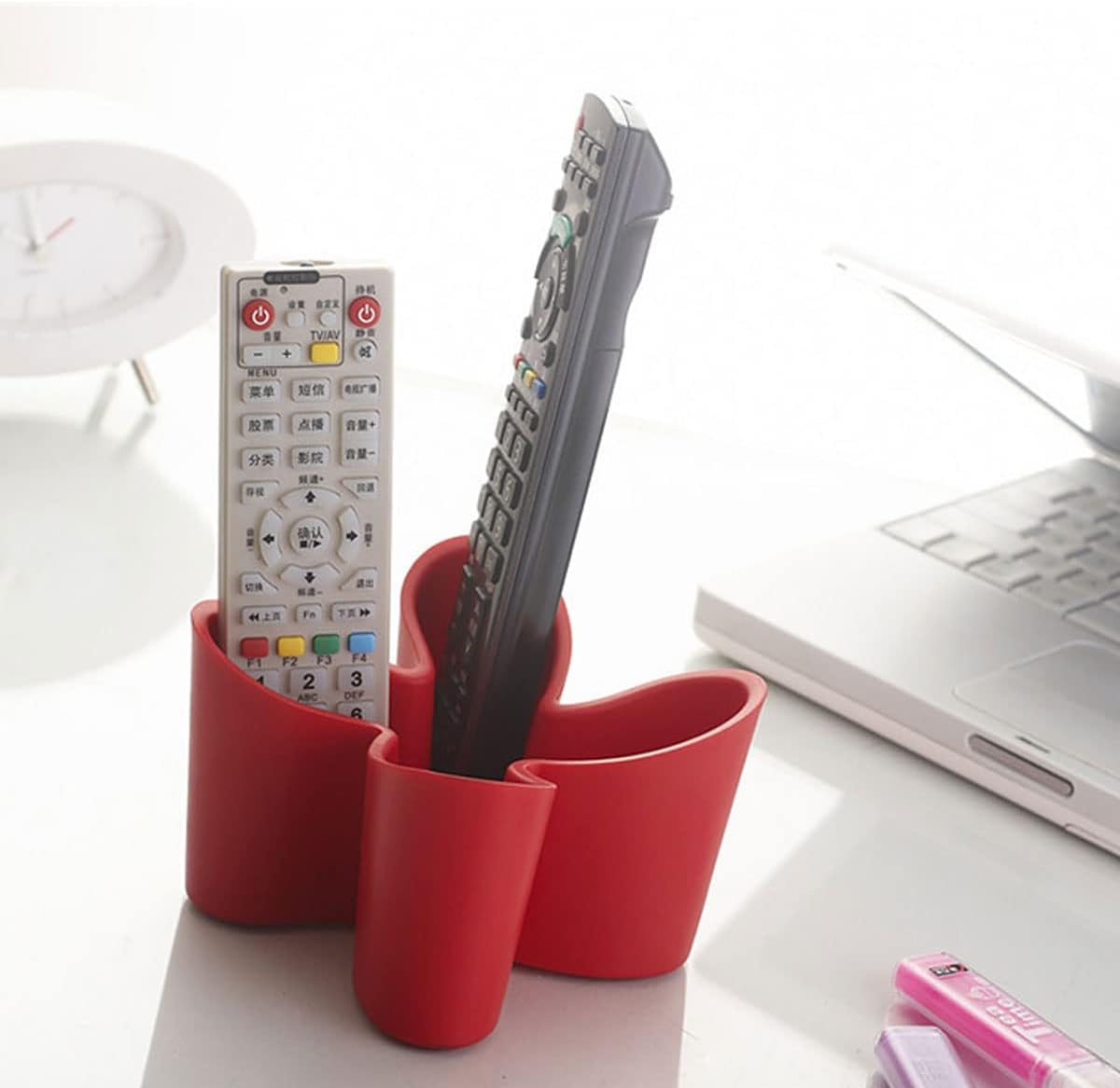 Flower Shape Remote Control Holder / Red