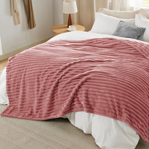 Bedsure Soft Cal King Size Blanket for Bed Dusty Pink 102"x96"