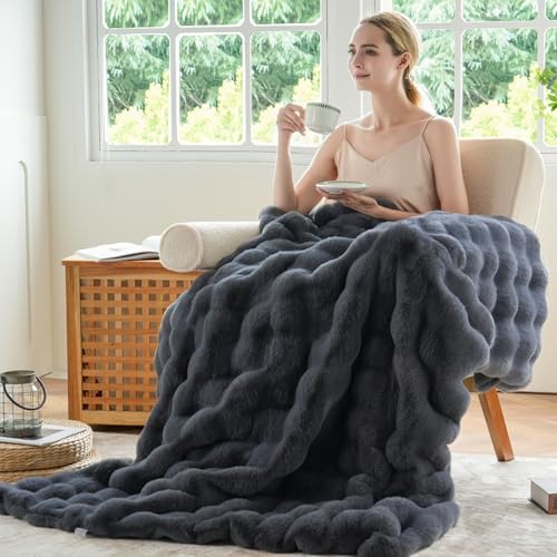 BENVWE Faux Fur Throw Blanket for Couch – Cozy Fuzzy Soft Plush Fluffy Thick Luxury Minky Bubble Blanket for Living