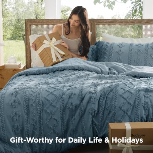 Bedsure Tufted Boho Comforter Set Twin Size - Dusty Blue Boho Bed Set, GentleSoft™ 2 Pieces Farmhouse-Style Embroidery