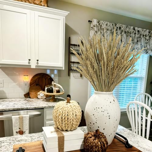 CISDUEO 100pcs Dried Flowers Wheat Stalks 17 Inch Natural Wheat Sheaves Bundle with Leaves Boho Farmhouse Dried Grass Flowers DIY Arrangement for Home Kitchen Wedding Table Centerpiece Party Decor