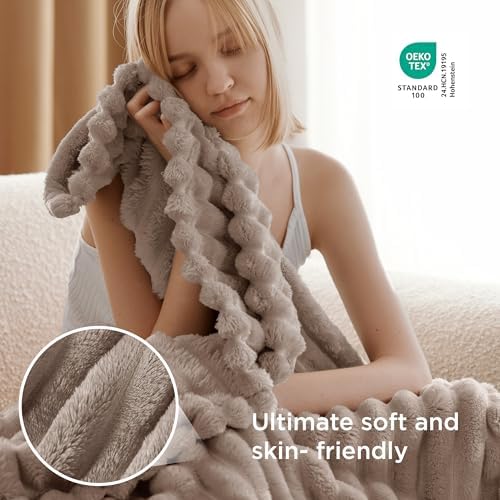 Bedsure Soft Light Brown Throw Blanket for Couch Decor Gifts 50"x60"