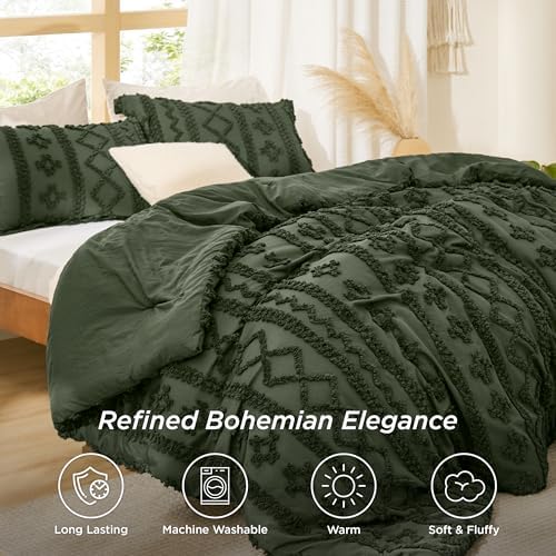 Bedsure Tufted Boho Comforter Set Oversized Queen - Olive Green Boho Bed Set, GentleSoft™ 3 Pieces Farmhouse-Style