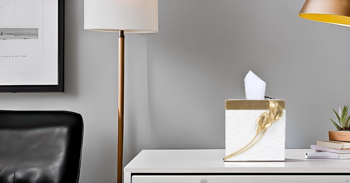 Modern Square Tissue Box Cover Holder / Common Callalily