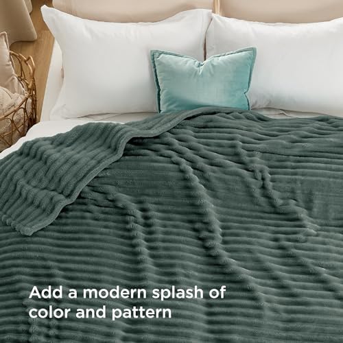 Bedsure Full Size Fleece Blankets for Bed Mallard Green 84"x90"