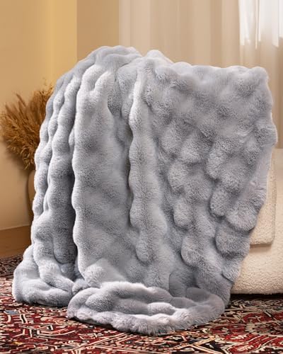 Ultra Soft Cozy Faux Fur Throw Blanket, Fuzzy Plush Thick Bubble Blanket, Oversize Luxury Fluffy Blanket for Couch
