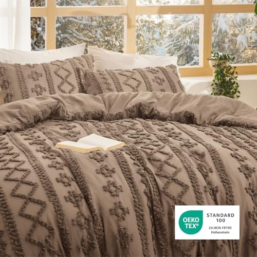 Bedsure Tufted Boho Comforter Set King Size - Coffee Brown Boho Bed Set, GentleSoft™ 3 Pieces Farmhouse-Style