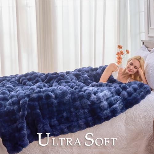 BENVWE Fluffy Faux Fur Throw Blanket for Couch, Soft Plush Thick Cozy Fuzzy Luxury Minky Bubble Blanket for Home Living