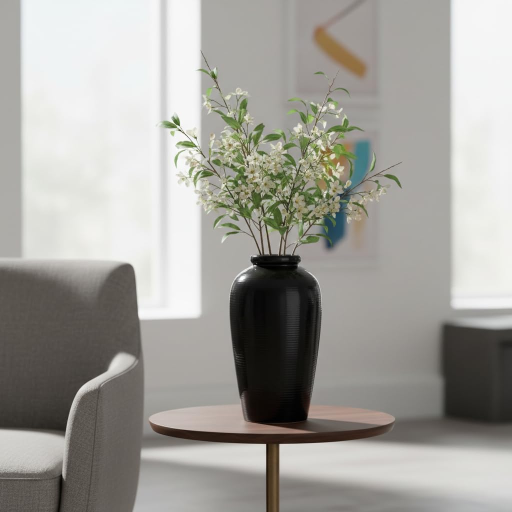 Modern Decorative Minimalist Vase / 11 Inch / Black