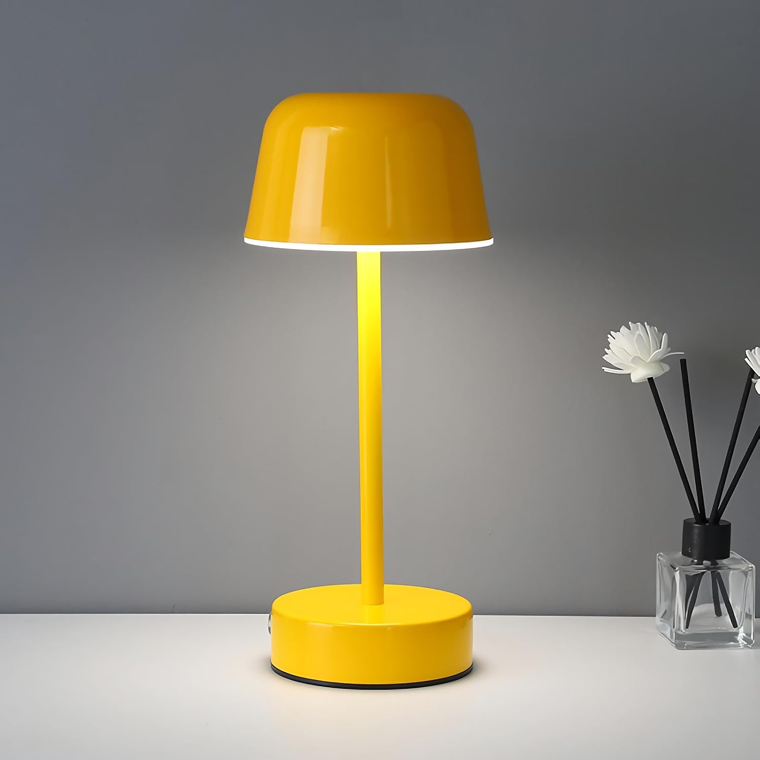 Rechargeable Table Lamp, Yellow Mushroom Table Lamp with USB Port, Battery Operated Touch Small Lamp for Nightstand