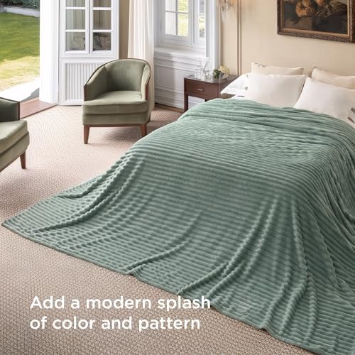 Bedsure Soft Large Fleece Blanket for Bed Sage Green 120"x120"