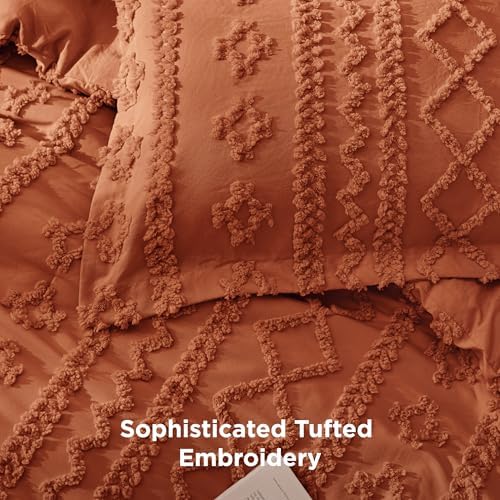 Bedsure Tufted Boho Comforter Set California King - Terracotta Boho Bed Set, GentleSoft™ 3 Pieces Farmhouse-Style