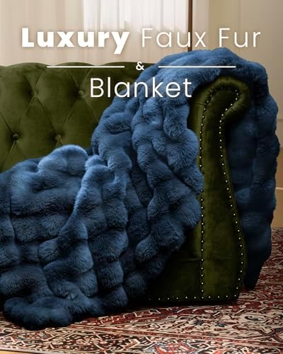 Ultra Soft Cozy Faux Fur Throw Blanket, Fuzzy Plush Thick Bubble Blanket, Oversize Luxury Fluffy Blanket for Couch