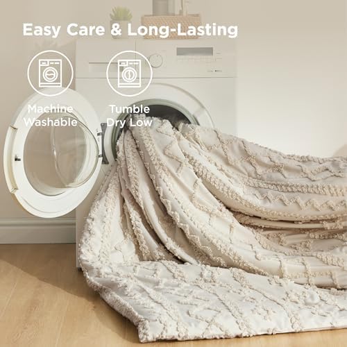 Bedsure Tufted Boho Comforter Set Oversized Queen - Beige Boho Bed Set, GentleSoft™ 3 Pieces Farmhouse-Style Embroidery