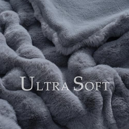 BENVWE Faux Fur Throw Blanket for Couch – Cozy Fuzzy Soft Plush Fluffy Thick Luxury Minky Bubble Blanket for Living