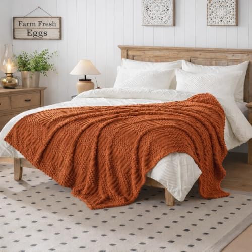 Rust Throw Blanket - Soft & Fluffy Fleece, Cute & Aesthetic, Perfect for Sofa, Couch, Chair, Bed, Living Room &