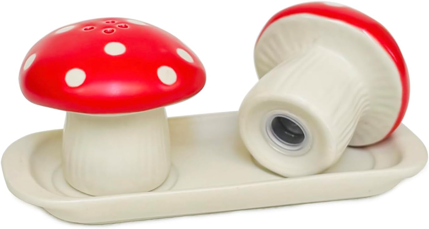 Tray / Mushroom Salt and Pepper Shakers Salt and Pepper Shakers / Mushroom 3 / Small