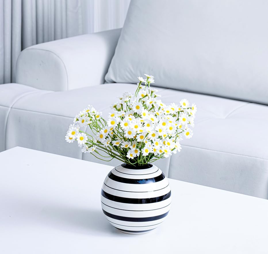 Spherical and White Striped Ceramic Vase / Black