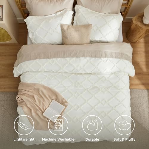 Bedsure Boho Comforter Set King - Ivory Tufted King Size Comforter, 3 Pieces Farmhouse-Style Embroidery Bed Set, Soft