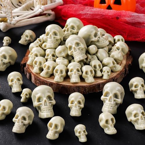 150 PCS Halloween Mini Skull Heads Plastic Skeleton Head Party Decorations