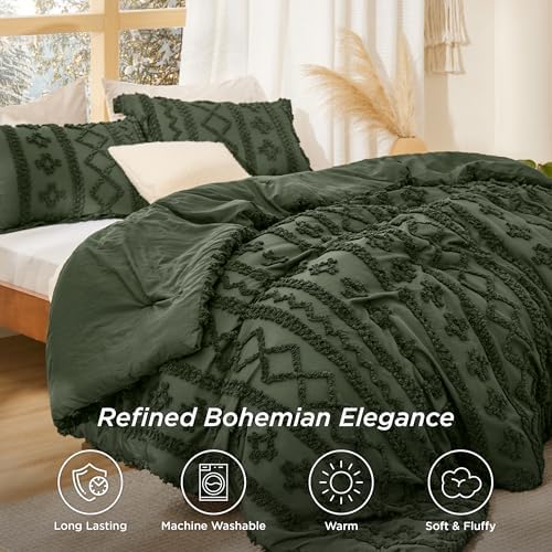 Bedsure Tufted Boho Comforter Set California King - Olive Green Boho Bed Set, GentleSoft™ 3 Pieces Farmhouse-Style
