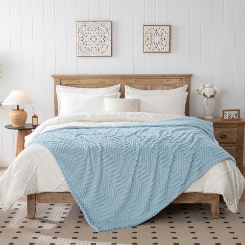 Blue Throw Blanket - Soft & Fluffy Fleece, Cute & Aesthetic, Perfect for Sofa, Couch, Chair, Bed, Living Room &